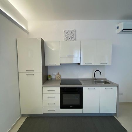 Le Buguse Suite Apartment Lecce Bagian luar foto